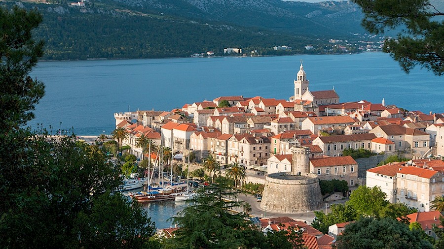 Povijesni otočni grad Korčula u Hrvatskoj na ruti krstarenja