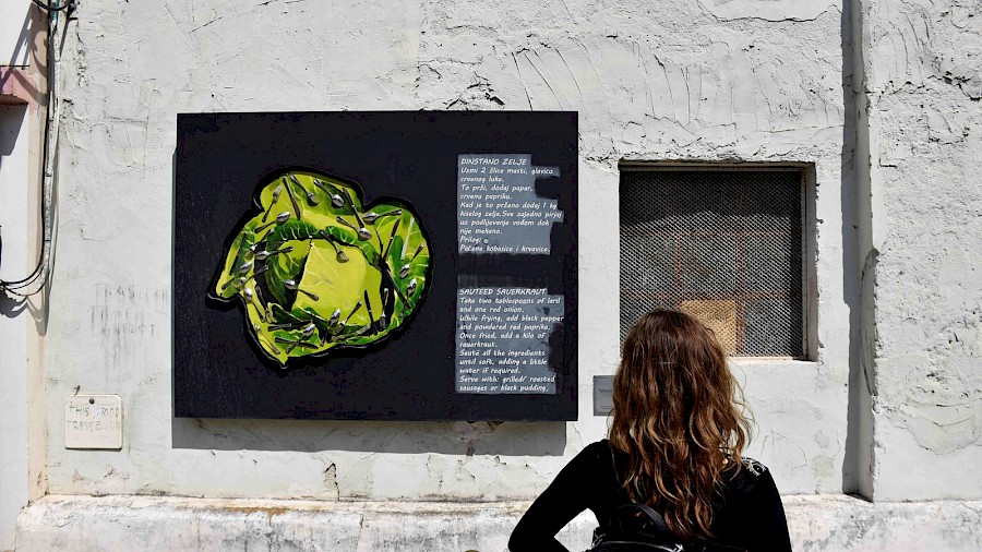 The Varaždin Cabbage installation during the Varaždin gastro tour